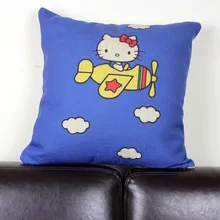 Animação criativa dos desenhos animados olá Kitty cat jogar travesseiro fronha atacado