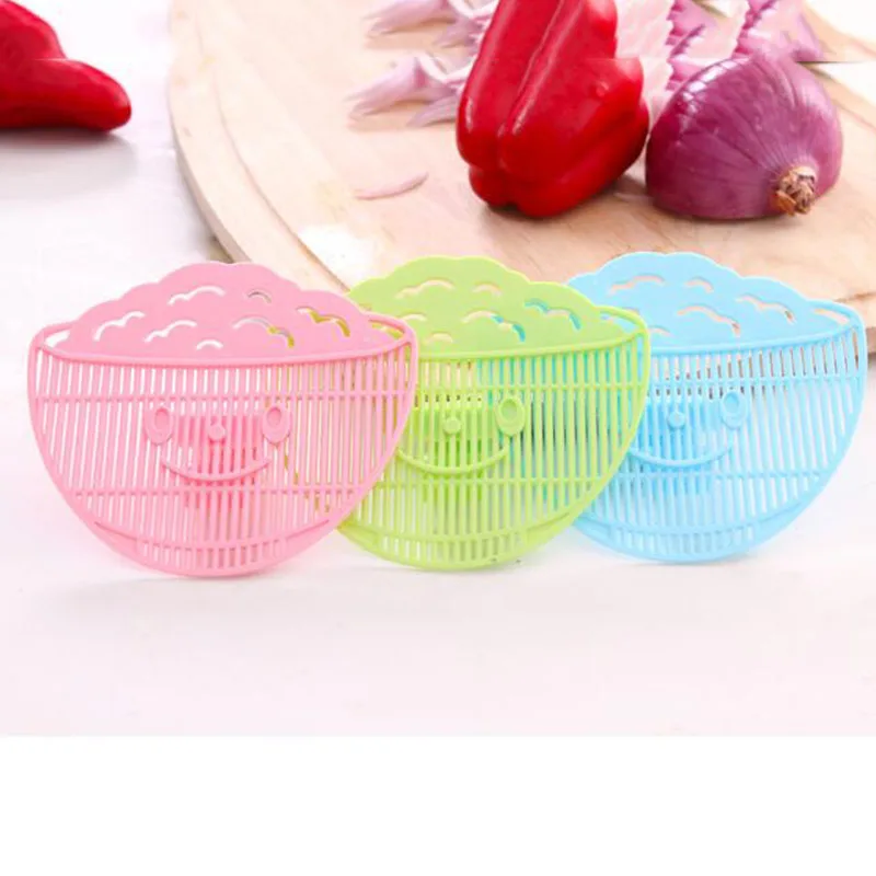 Keythemelife-1PC-Durable-Clean-Smile-Rice-Strainer-Sieve-Beans-Peas-Cleaning-Gadget-Strainer-for-Kitchen-Clips (4)