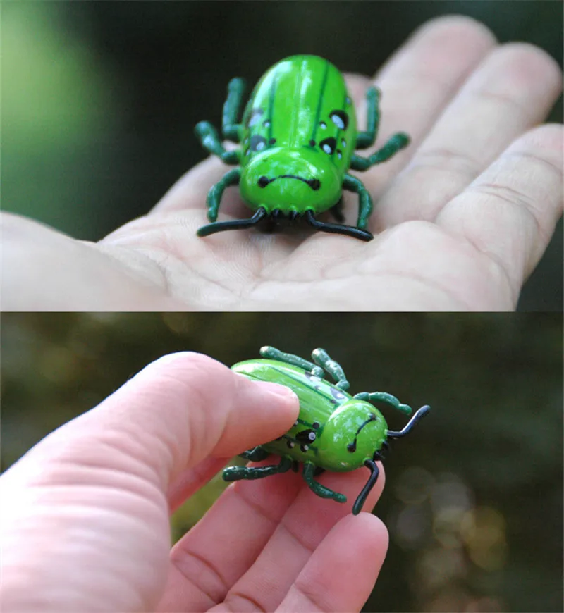 New Mini Electric Dog Cat Pet Toy Interactive Cute Ladybird Beetle Shape Cat Toys Walking Insect Toys Supplies For Cat 5x4cm