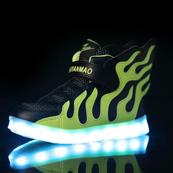 STRONGSHEN Green Kids Shoes with LED Lights Children Kids Sneakers with Wing Boys Girls Led Light Up Shoes USB Charging Warm extra wide children's shoes Children's Shoes