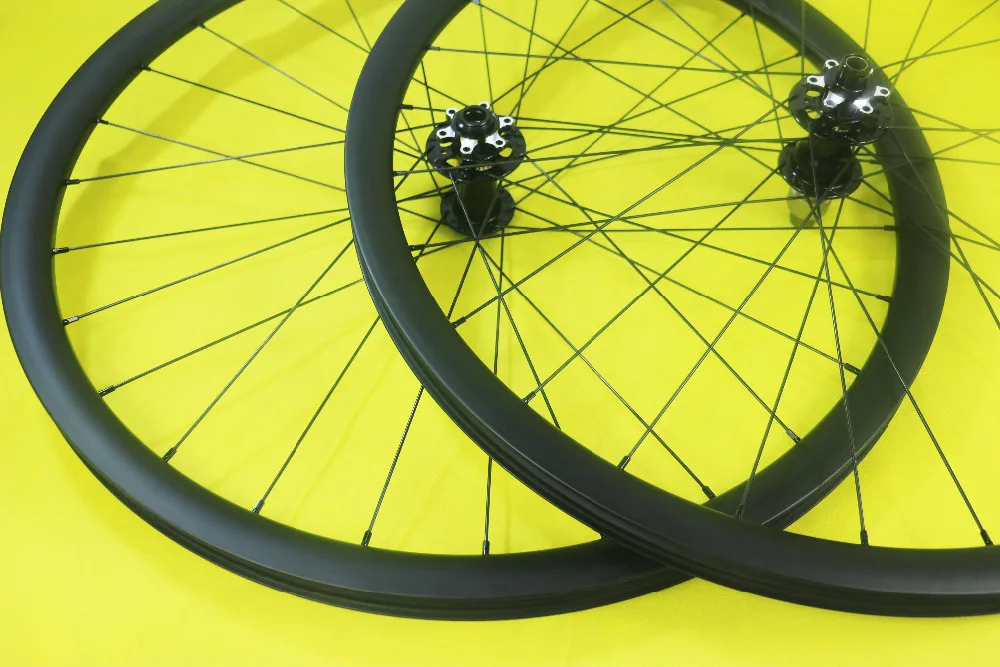 Cheap 29er MTB XC 28mm asymmetric clincher tubeless carbon wheelset 23mm inner width 28H Novatec D791SB D792SB marathon bicycle wheels 4