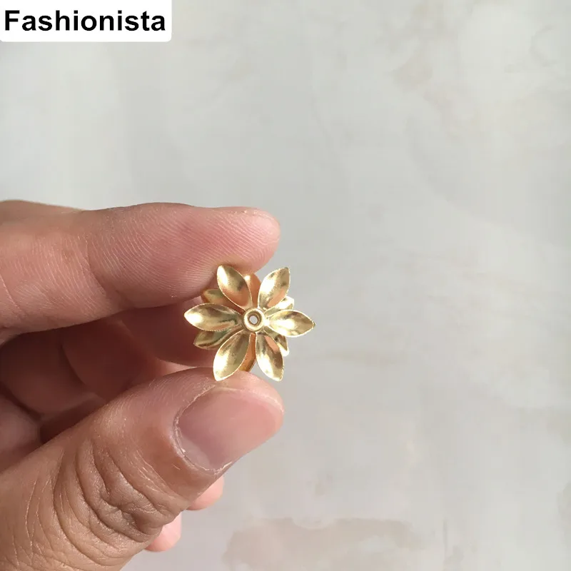 Бесплатная доставка 30 шт/4 шт. латунь 3D с цветочным узором 3 Слои цветок Форма