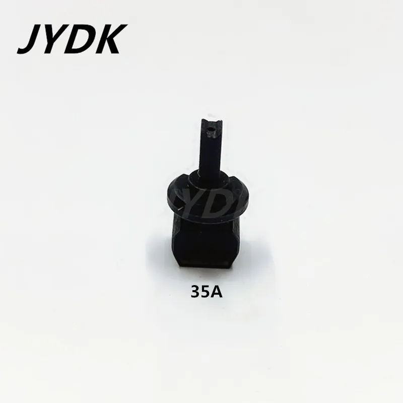 YV 35
