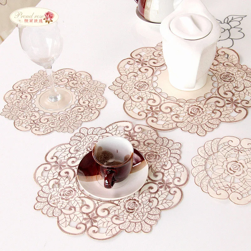 

Proud Rose Hollow Embroidery Cup Mats Coasters Tissue Box Cover Home 4 Pcs Table Mat Bowl Mat Creative Table Cloth Placemat Bowl
