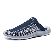 Новинка года; мужские тапочки; повседневные летние мужские Прогулочные кроссовки на плоской подошве; удобные мужские модные водонепроницаемые туфли; цвет красный, синий