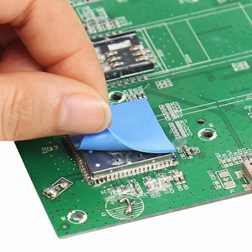 100pcsThermal silica film thermal paste pads affixed to the laptop CPU solid state grease pads thermal pad Cooling silicone chip