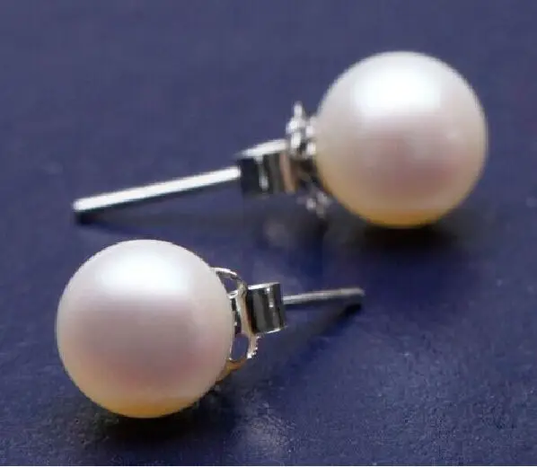 

PERFECT ROUND WHITE 9-10MM SOUTH SEA NATURAL PEARL EARRING 14K/20 WHITE GOL