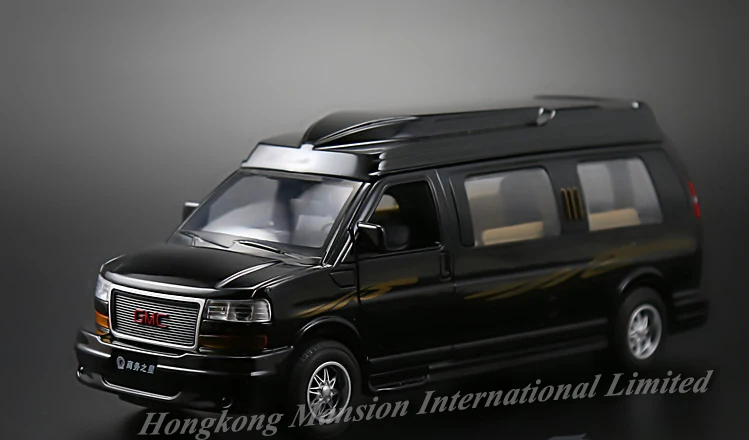 132 GMC Savana-8