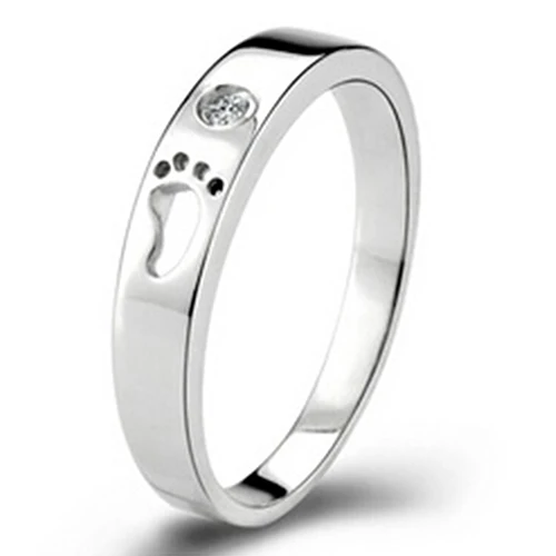 

Fashion Men's Women's Baby Feet Design Shiny Rhinestone Finger Ring Jewelry
