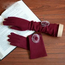 Модные элегантные женские шерстяные вязаные перчатки с вышивкой и сенсорным экраном зимние женские теплые кашемировые шаровые длинные перчатки с полными пальцами C41