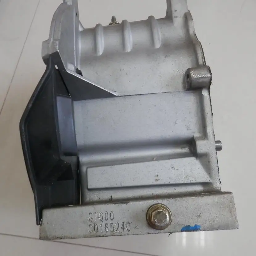 GT600 CARNKCASE MITSIBISHI 6HP 4