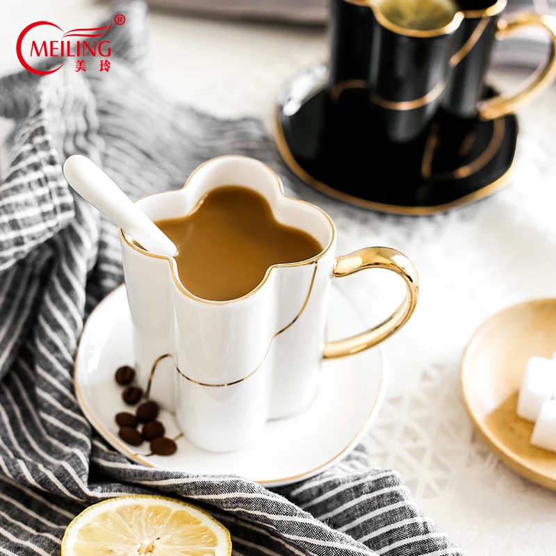 

Creative Four Leaved Clover Coffee Cup Set Gold Inlay Ceramic Travel Cup Saucer Kitchen Office Table Utensils Personalized Gift