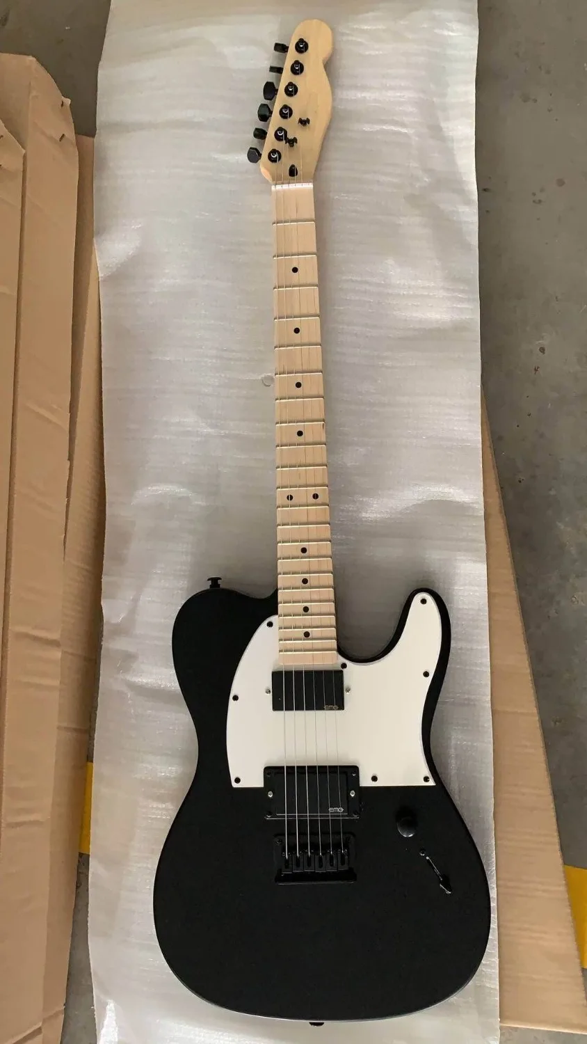 

Wholesale New Arrival Cnbald Tel Model 6 String Electric Guitar In Black 181102