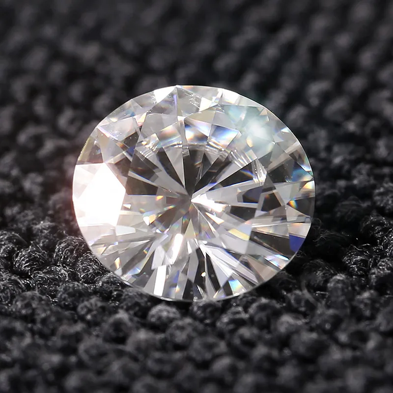 

TransGem 1 Piece 6.5mm D Colorless and Clear Hearts and Arrows Cut Moissanite Loose Stone Equivalent Diamond Carat Weight 1ct