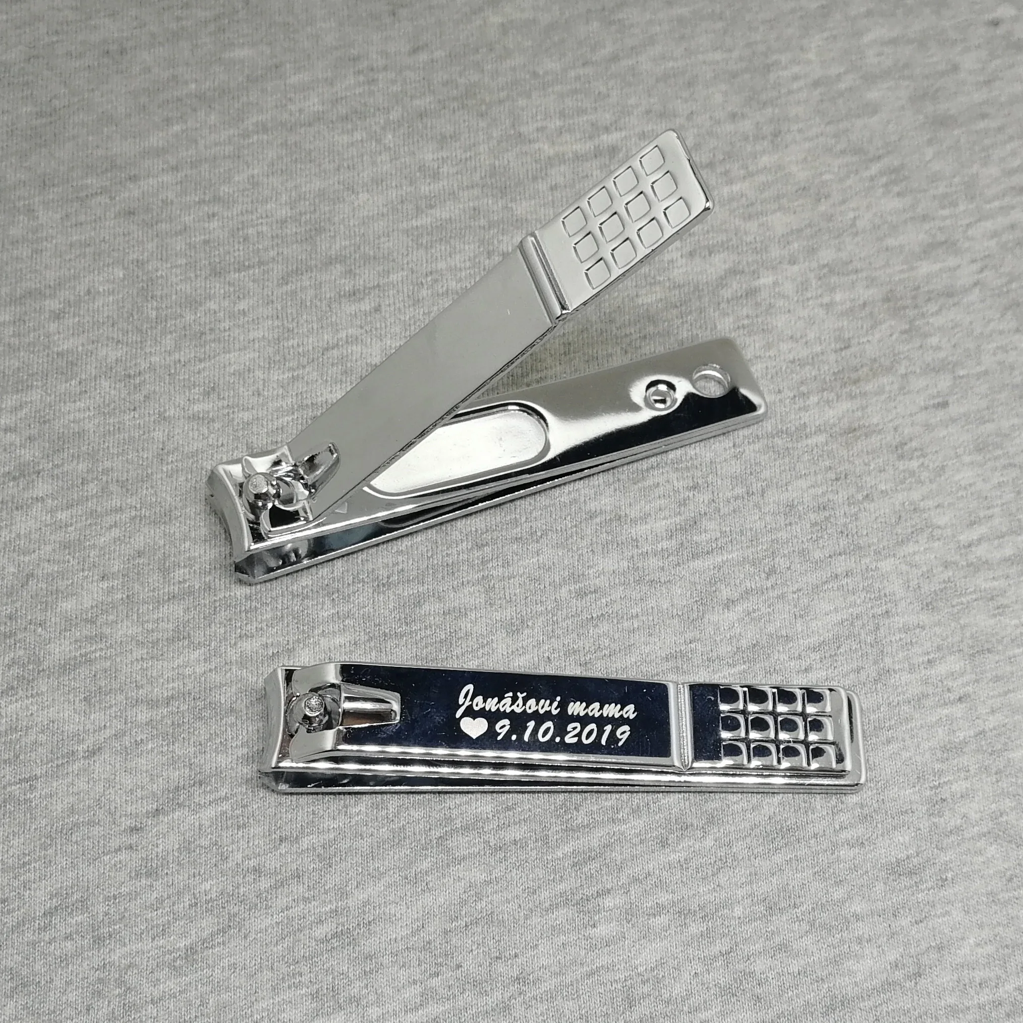 

Professional big size Stainless Steel Nail Cutter 10pcs customized free with your logo text free shipping +free logo design