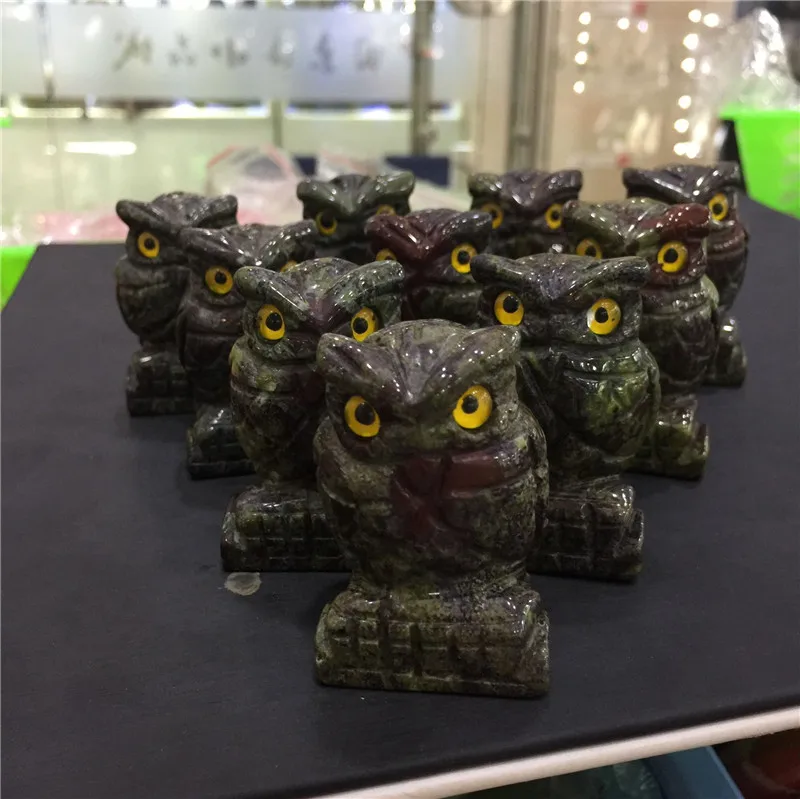 1pcs cute natural stones and minerals hand carved dragon