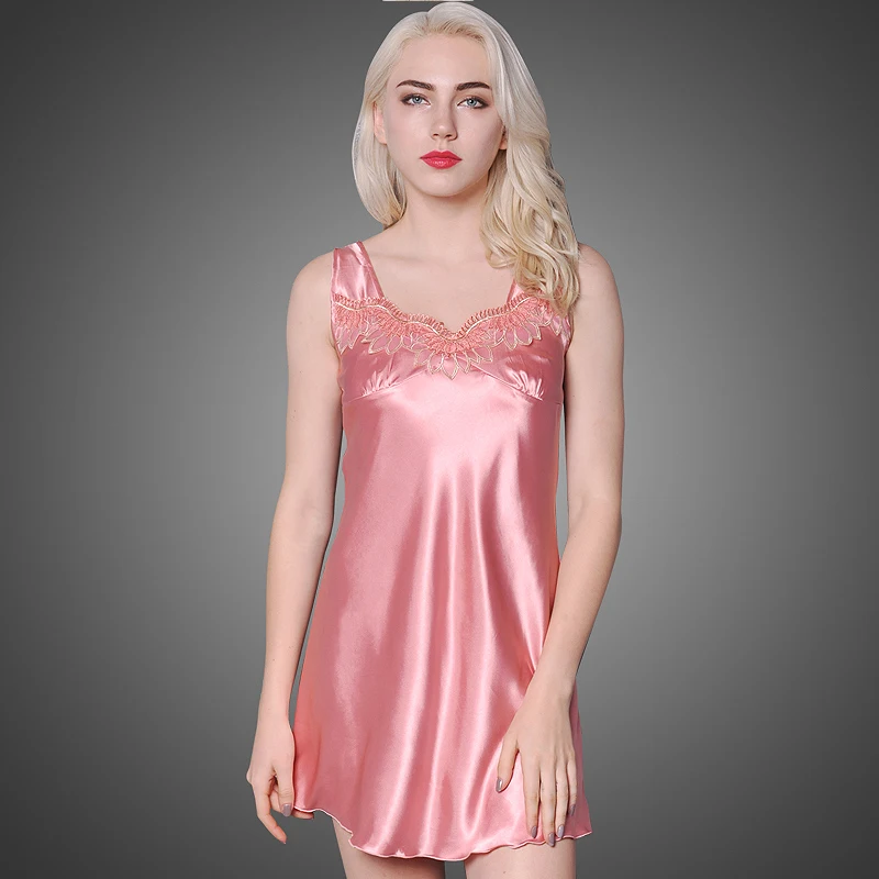 

New Sexy Sleepwear Nightgown Summer Ice Silk Condole Belt Loose Sleeveless Silk Dress Sleepshirt Nightgowns Satin Robe B-5304