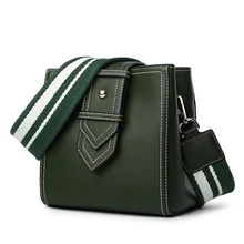 Large-capacity envelope design bucket bag Pure color feel delicate plump advanced fabric Multi-function women messenger bags