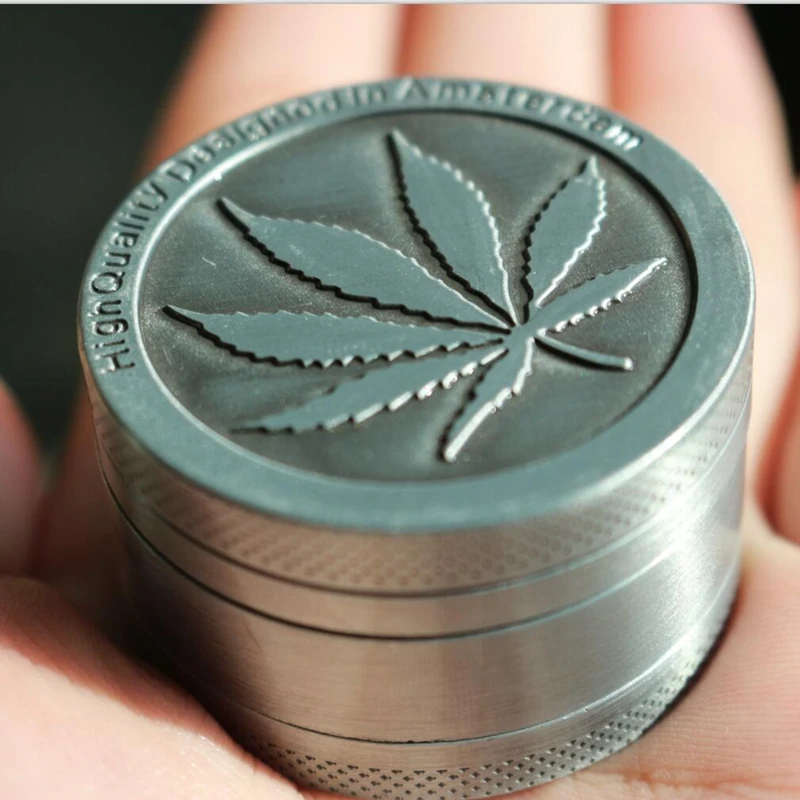 

Latest Silver Aluminum Alloy Grinders Weed Metal Rasta Metal Tobacco Herb Spice Grinder Smoking Weed chicha Pipes 3Part Shisha