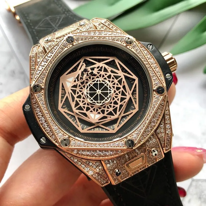 

WG0609 Mens Watches Top Brand Runway Luxury European Design Automatic Mechanical Watch