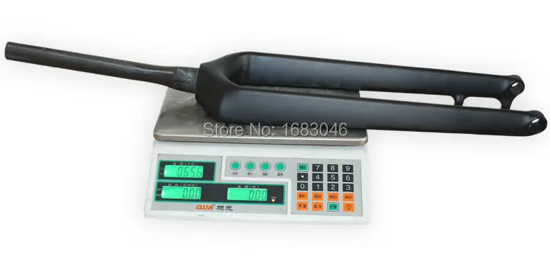 

Carbon Thru Axle UD Matt Tapered Tube Dis Rigid fork with axle 110 x15mm ,can be fitting for 3.0 /3.5 fat tire