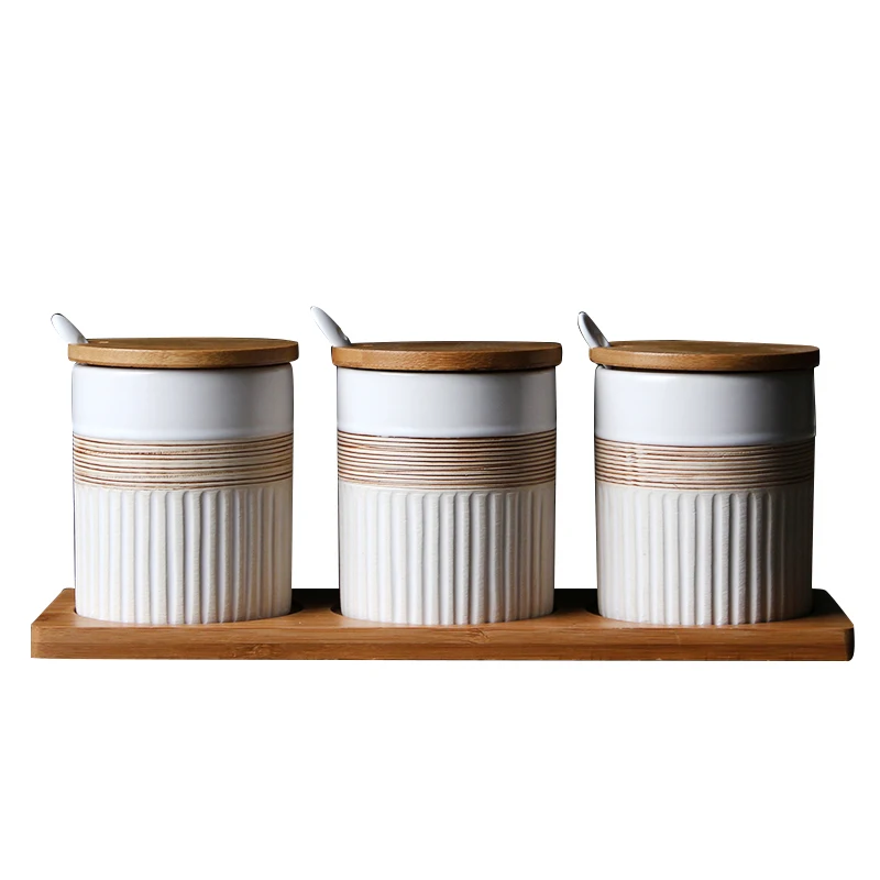 

Kitchen tools seasoning jar/creative ceramic seasoning bottle salt pepper bottle/seasoning box set seasoning tool accessories
