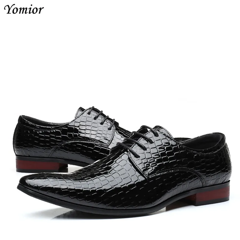 Yomior/мужские лоферы из крокодиловой кожи, с острым носком, на шнуровке, Повседневная пикантная модельная Свадебная обувь, мужские деловые