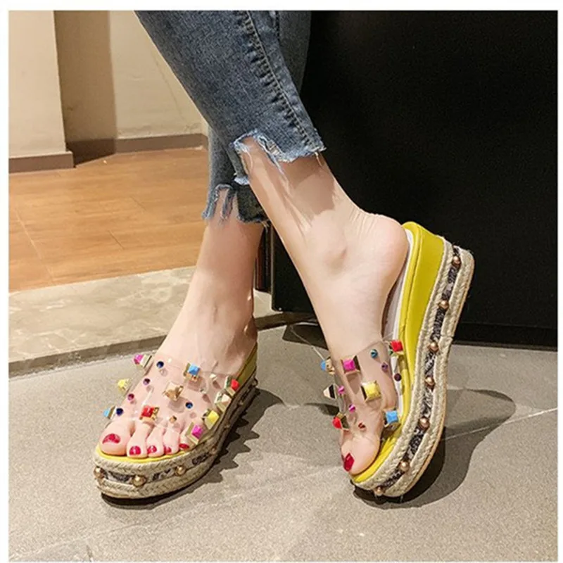 Женская обувь; коллекция года; летние женские шлепанцы в богемном стиле; пляжная модная обувь с заклепками; повседневные шлепанцы в Корейском стиле - Цвет: Цвет: желтый