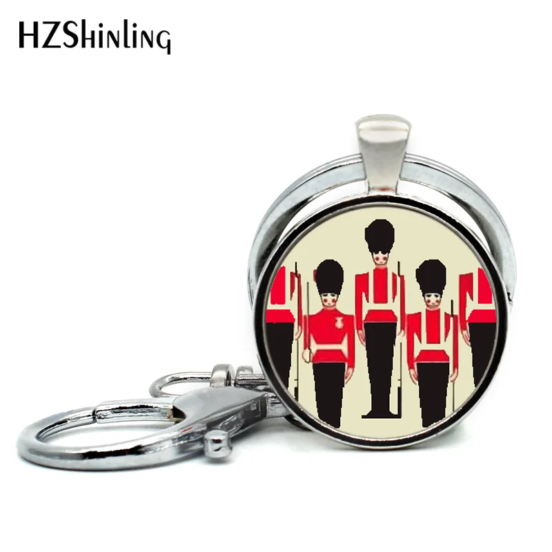

2017 New Trendy Queens Guard London England Travel Keychain United Kingdom Royal Guards Keyring for Car Accessories