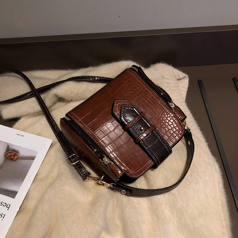  Crocodile Bucket Bag For Women 2019 Fashion Small Crossbody Bags Zippers Decoration PU Leather Shou - 32961201319