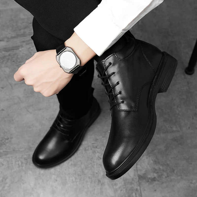 

big size 50 Man Genuine Leather Boots outdoor Winter Snow boots fashion lace up Anti slip Father Ankle Boots Man Snow Boots k3