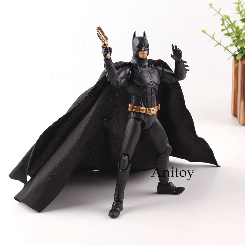 

DC Comic Batman Figure Batman Begins Action Figure #049 With Gun PVC Toy Gift for Boys 17cm