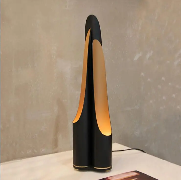

Retro table lamp European style living room room bedside lamp bedroom table lamp hotel simple art lighting outside black gold