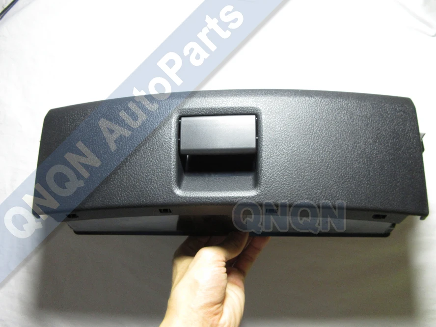 Ящик для хранения сидений VW PASSAT B6 TIGUAN AUDI Q3 A4L Q5 8KD 882 601|box for|box boxbox for storage |