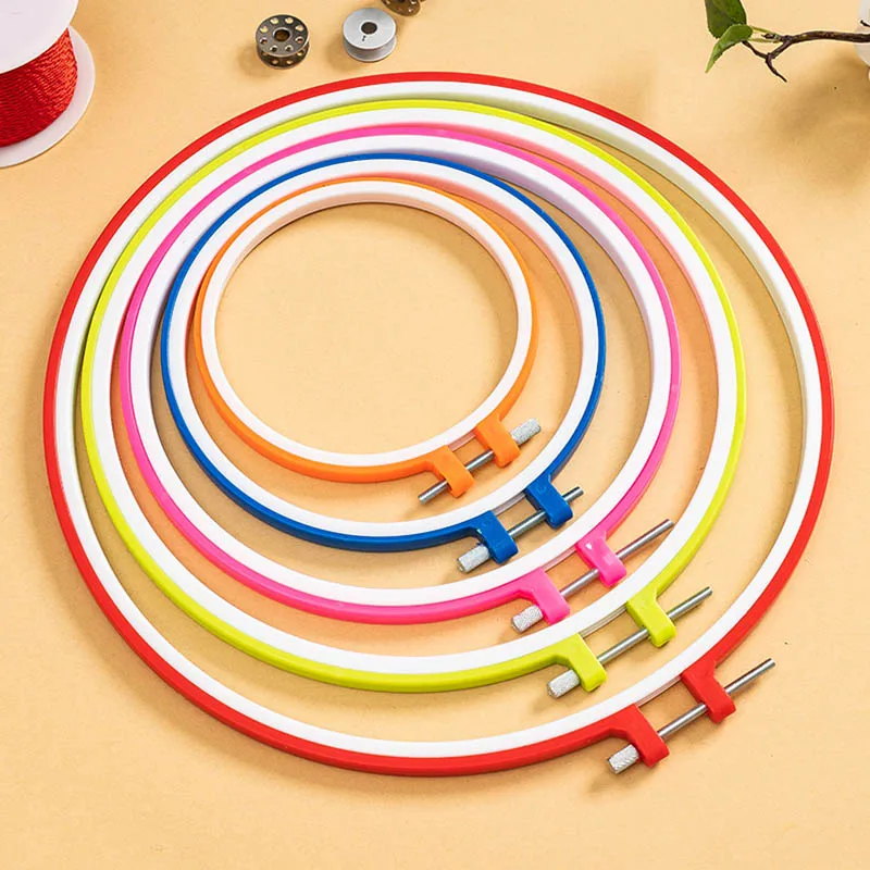 

5pcs Cross Adjustable Sewing Tool Plastic Embroidery Cross Stitch Hoop Ring Frame Round Needle Craft Sewing Tools