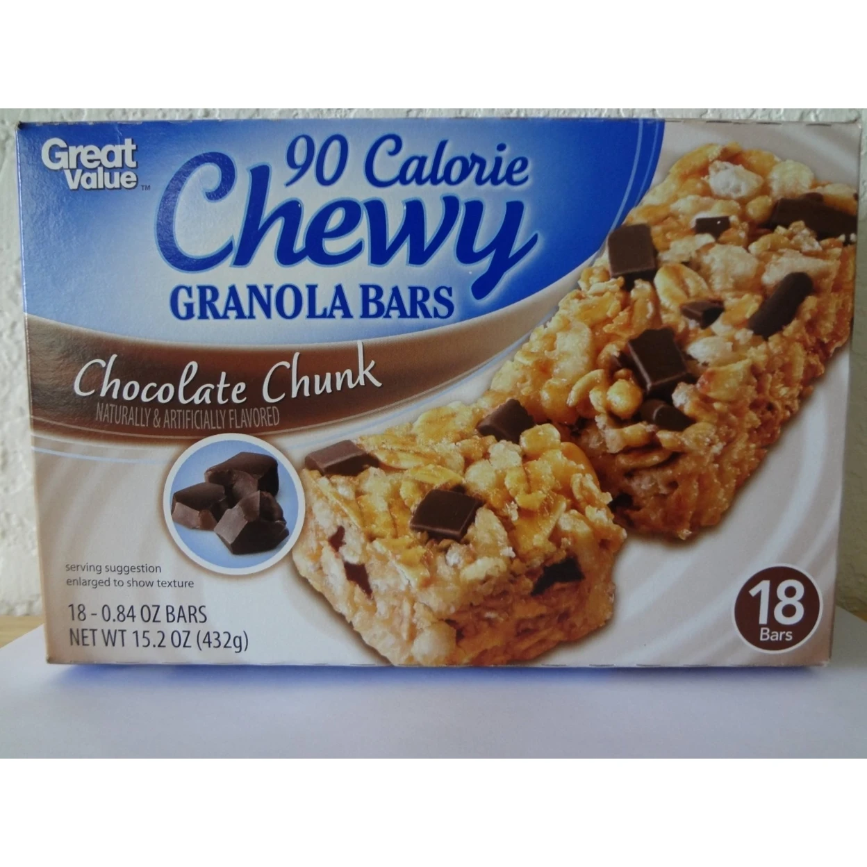 Great Value Chewy 90 Calorie Granola Bars, Chocolate Chunk 18 ct- 0.84 oz (24g)