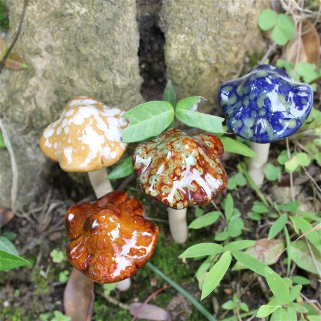 4pcs/set 4X12cm Ceramic Toadstools Mushroom Fairy Ornament Yard Garden Plant Pots Decor