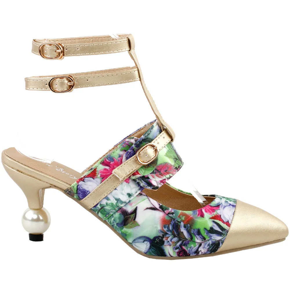 

LF60403 Green Gold Cutout Flower Pattern Strap Buckle Bridal Pointed Toe Pearl Heel Pump