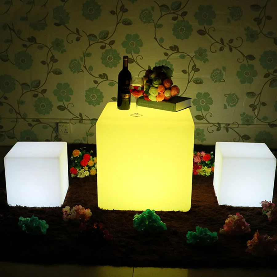 

Thrisdar Waterproof LED Cube Chair Light USB Rechargeable Swimming pool Party Bar Table Stool Light KTV Hotel Plastic Table Lamp
