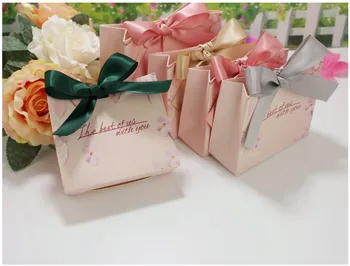 

Free Shipping 24pcs lot Wedding party candy box baby shower flower print paper box with ribbon big size gifts boxes for guests