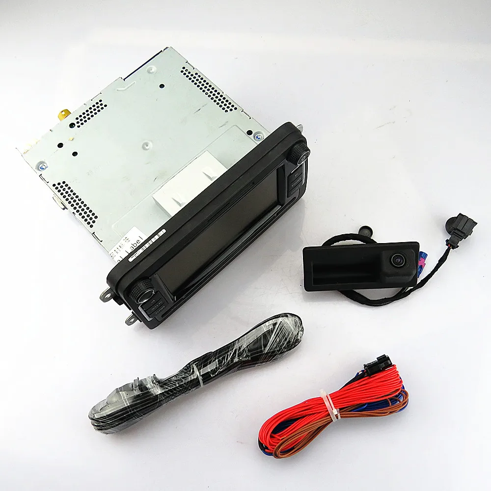 

SCJYRXS 1Set RCD510 Reversing Camera Connection Wire + RGB Vehicle Rear Camera For Passat B7 Tiguan Caddy 56D 827 566 A