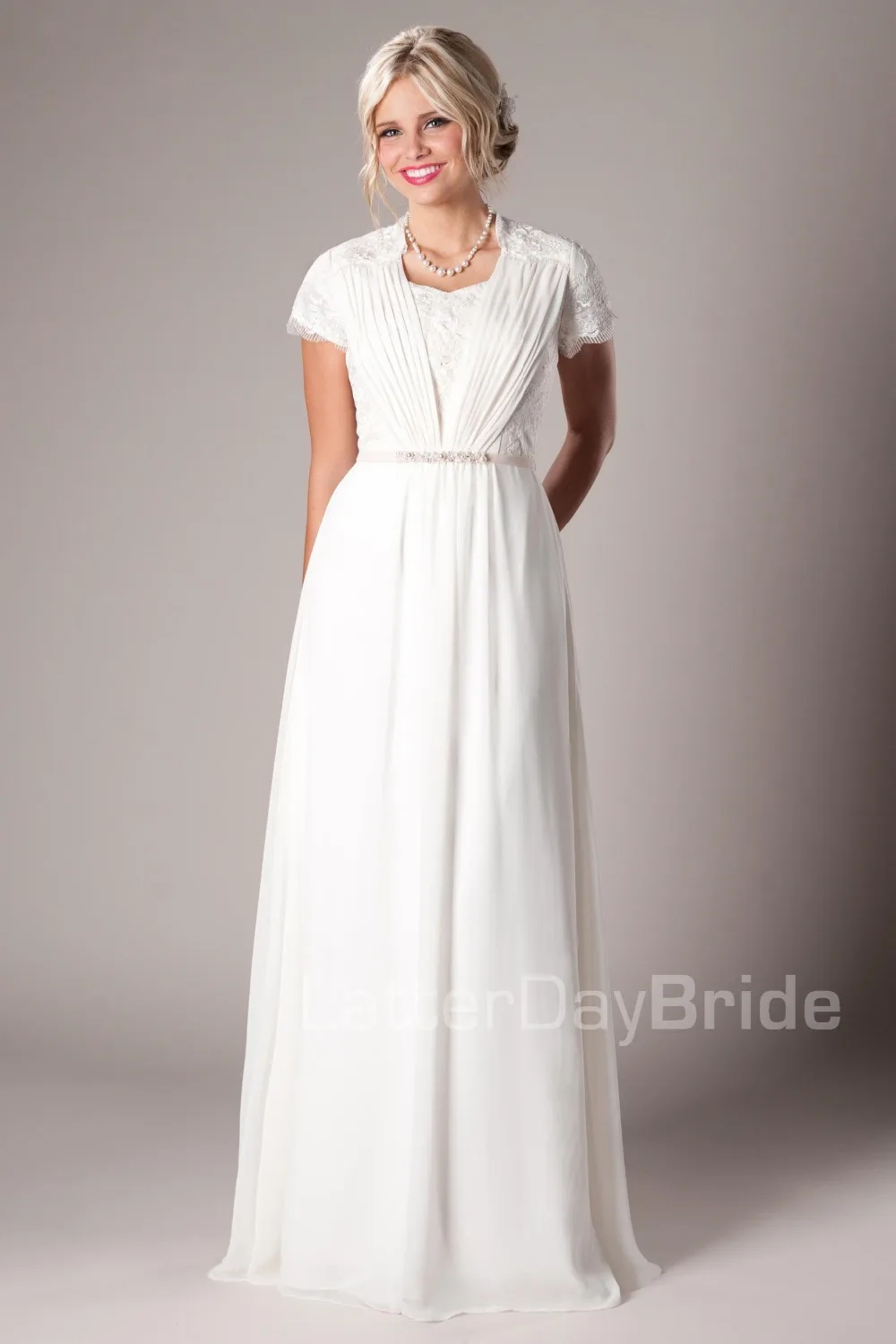 2019 New Ivory A-line Long Modest Cap Sleeves Beach Chiffon Lace Covered Back Wedding Dress With SLeeves