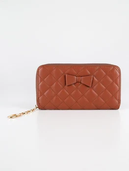 

Quilted wallet with bow