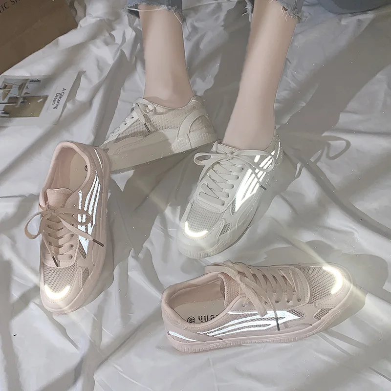 

Reflective belt small white shoes female 2019 summer mesh breathable student wild sports shoes casual flat bottom white sneakers
