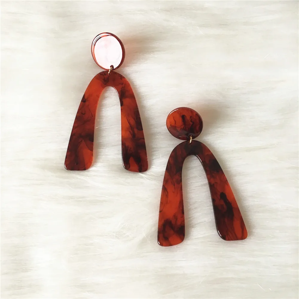 

Sexy black Marble burgundy color U shape drop earrings