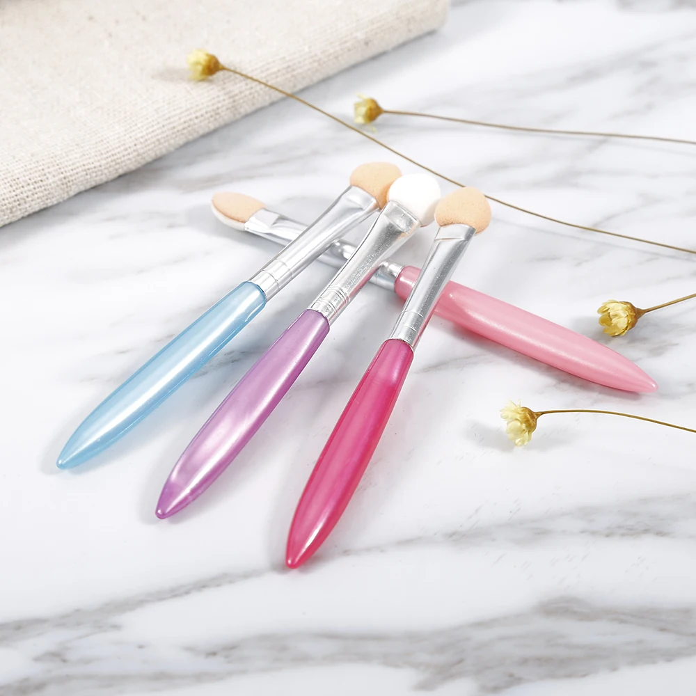 New 4pcs Eye Shadow Brush Magic Sponge Stick Antibacterial Smudger