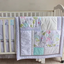 Промо-акция! 4 шт., вышитая детская колыбель, спальный набор с одеялом для малышей, включает в себя(бампер+ пододеяльник+ покрывало+ юбка для кровати