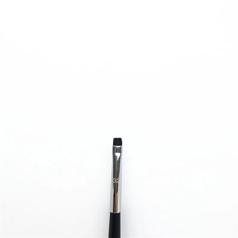 sephora Pro Tightline Liner Brush # 32 _ 1