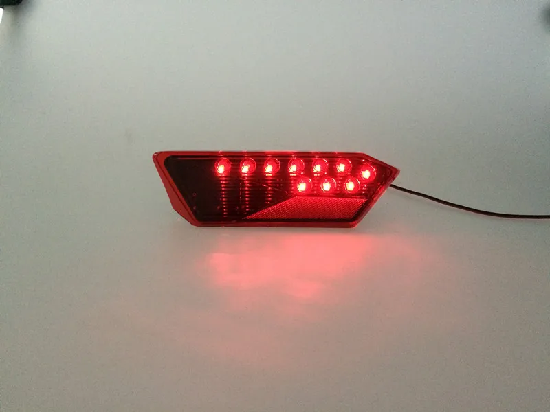 Prlaris 1000 tail light 02