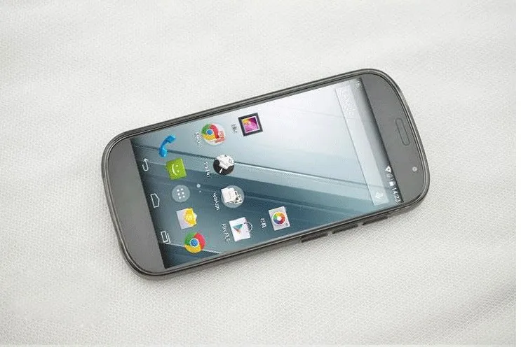 Yotaphone 2 (10)